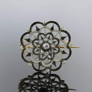 black-and-white-giuliano-brooch